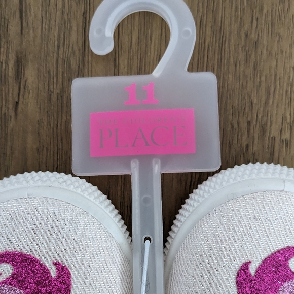 Toddler Girls Slip-on Canvas Shoes Size 11 - Picture 4 of 5